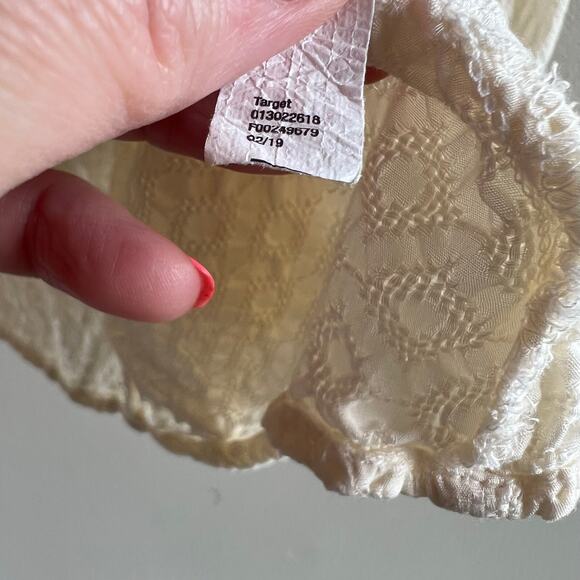 Universal Thread boho ruffle cream blouse Size small - Picture 5 of 6